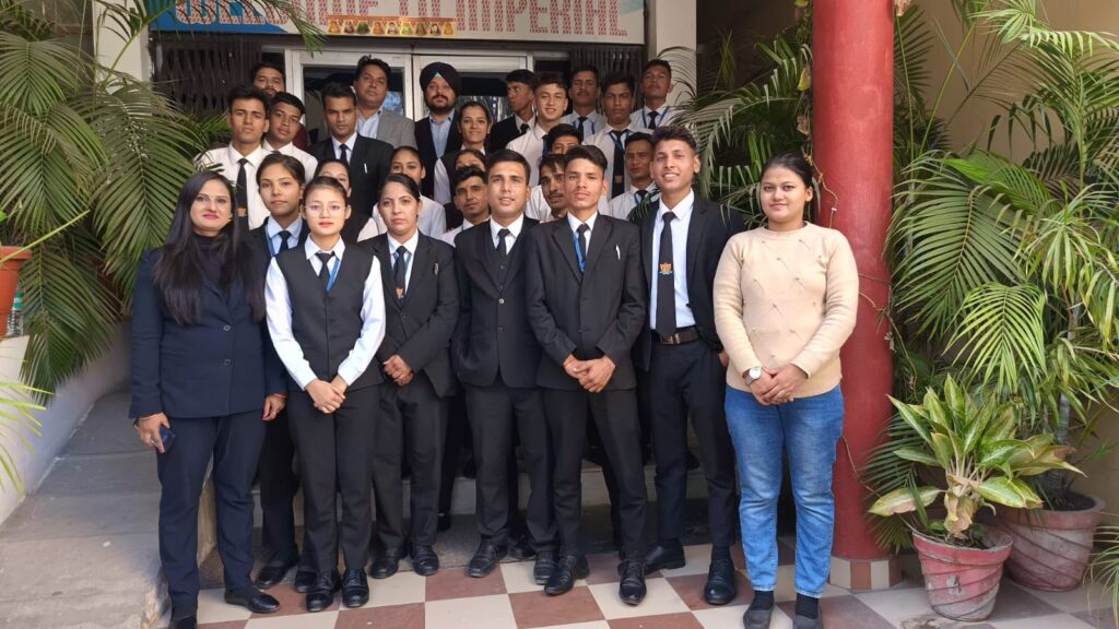 whatsapp image 2023 11 25 at 09.42.50 3 (1)